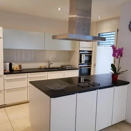 Luxury & Cozy In City Center *